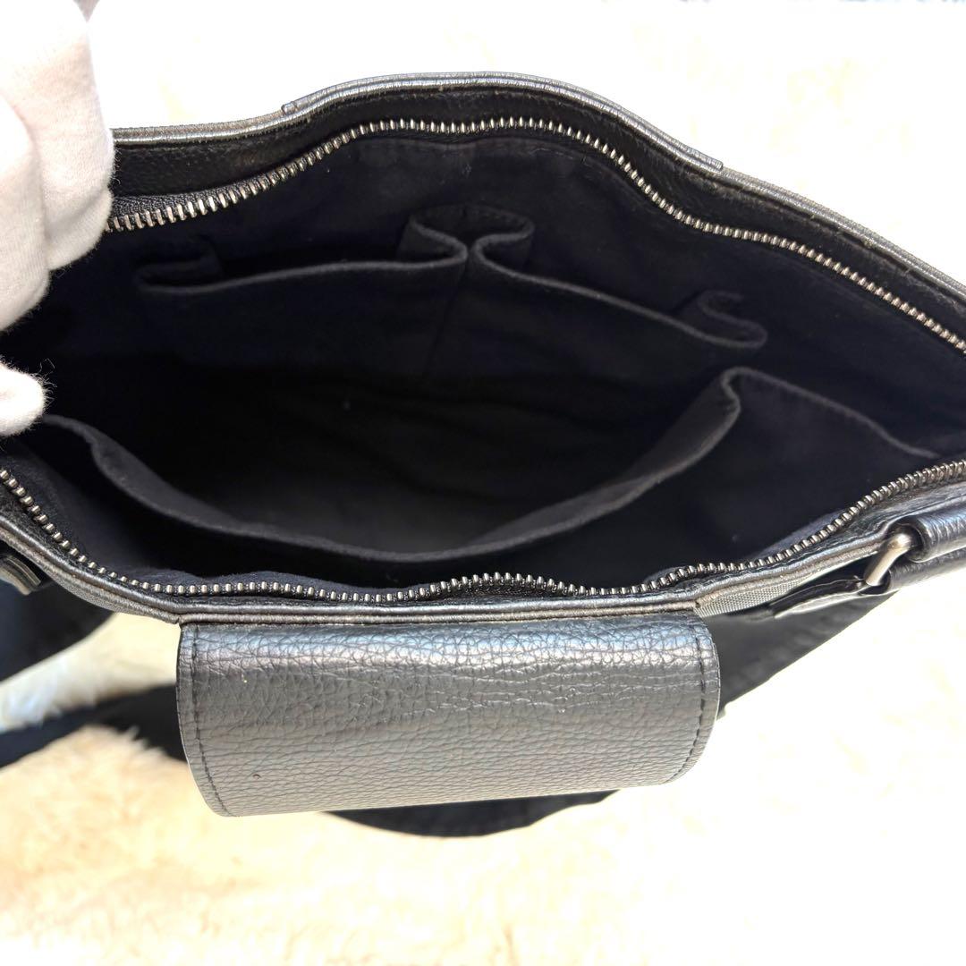 美品　ダンヒル ショルダーバッグ ブラック　メッセンジャーバック