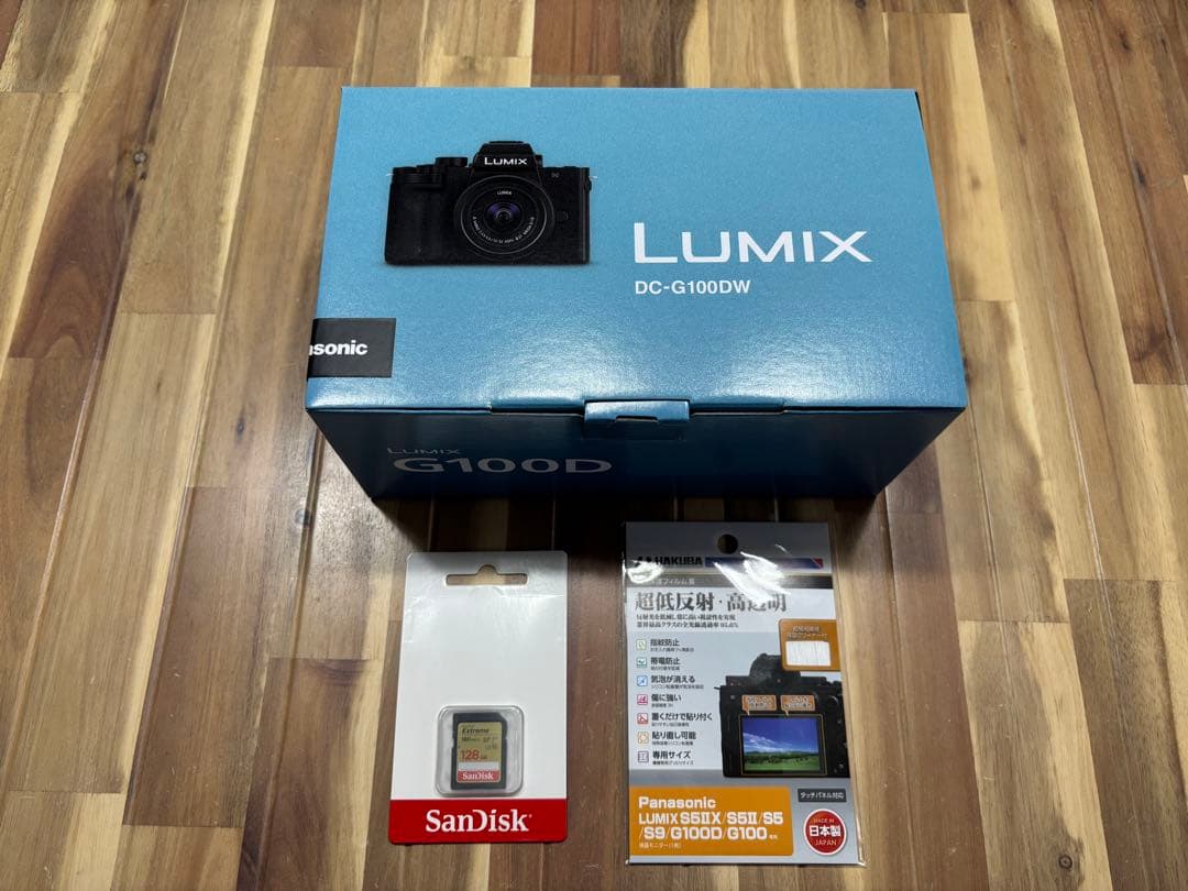【未使用】Panasonic DC-G100DW ミラーレスカメラ　おまけ付き