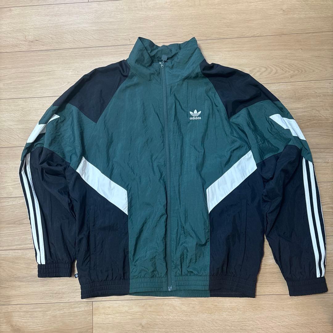 adidas rekive ナイロンジャケット　XL