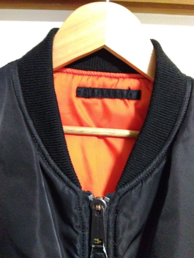 値下げ‼️AVIREX ma-1　ブラック