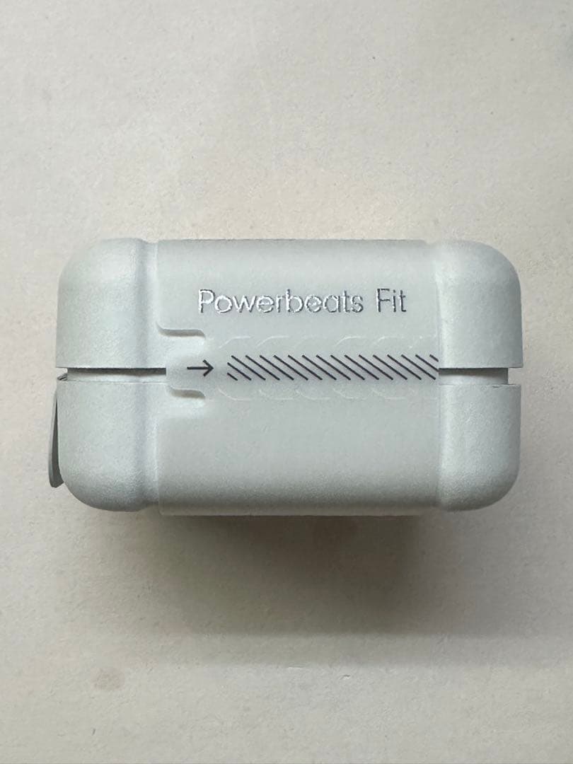 【新品未開封】PowerbeatsFit オレンジME2M4PA/A YPQGT