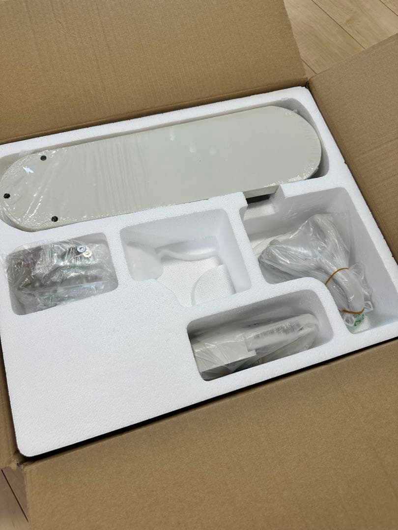 ほぼ新品✨シーリングファン