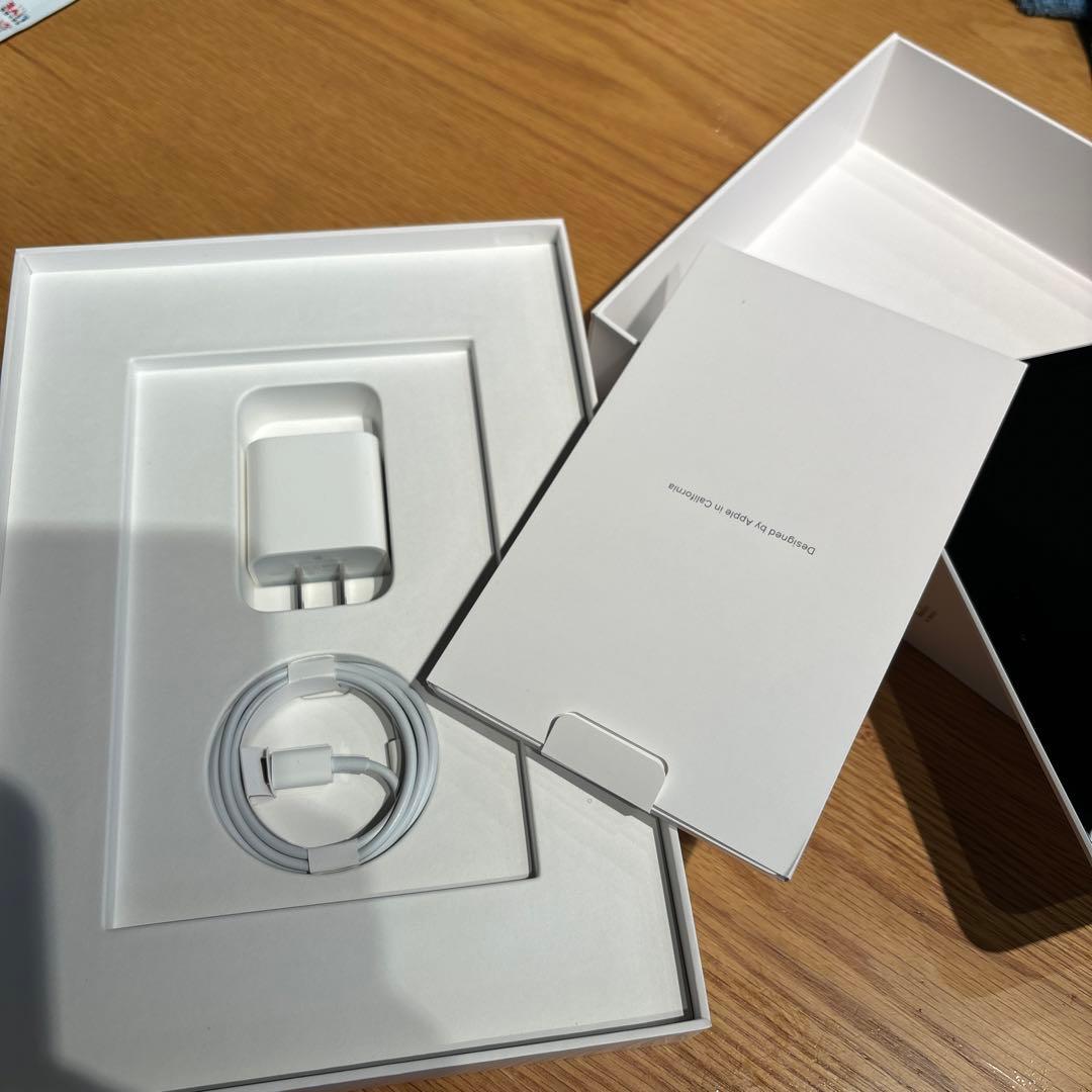 iPad (第9世代) 64GB + Smart Keyboard セット美品