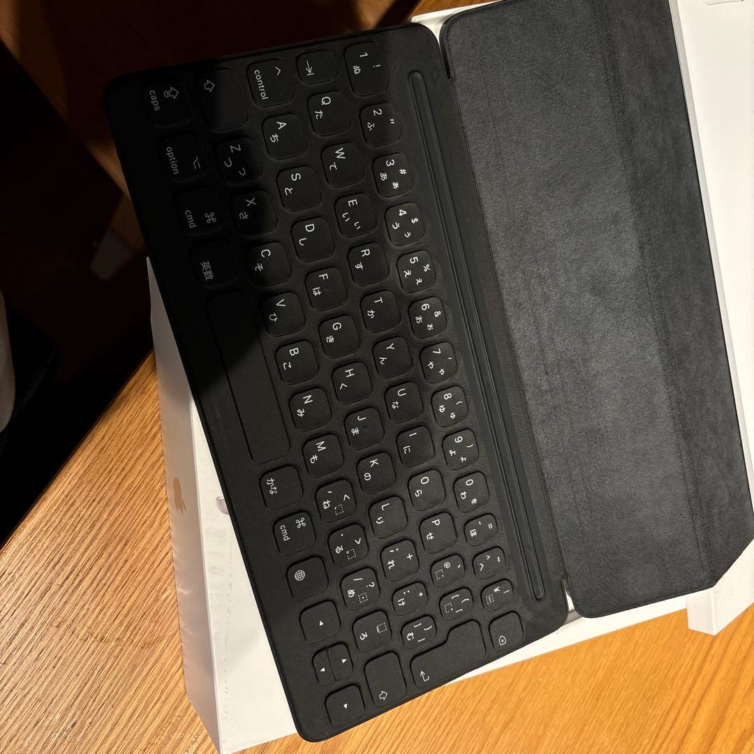 iPad (第9世代) 64GB + Smart Keyboard セット美品