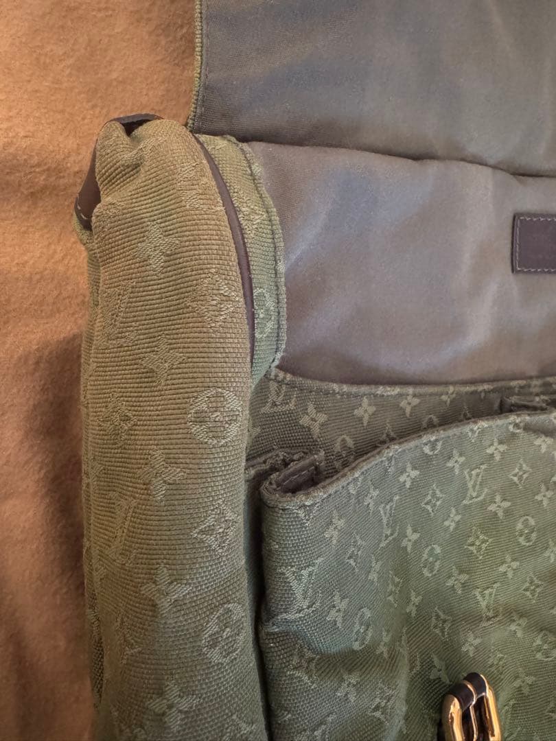 ルイ・ヴィトン サックママン モノグラムミニ ショルダーバッグ　V10074