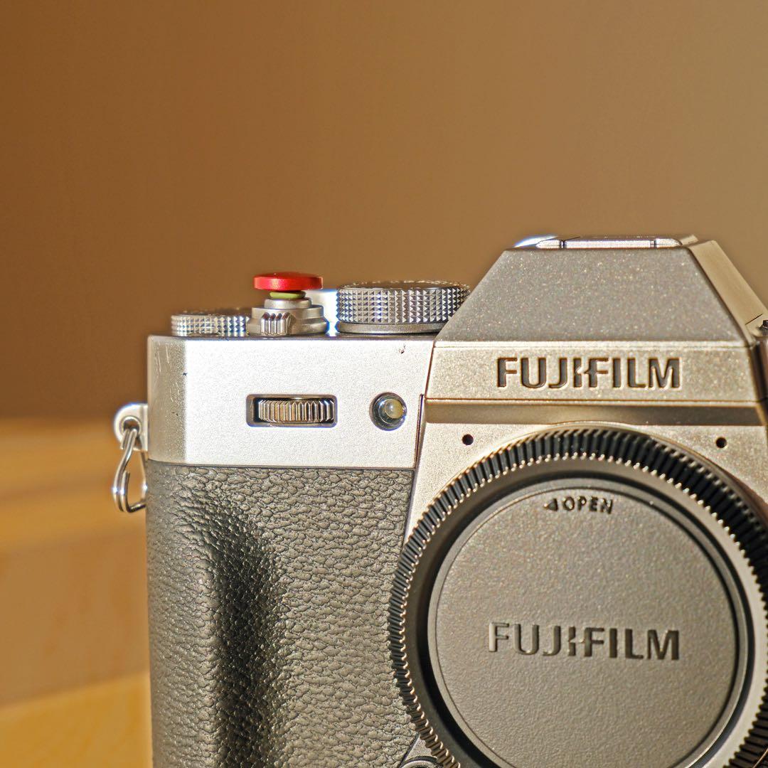 FUJIFILM X-T30 シルバー XC15-45mmレンズ・64Gカード付