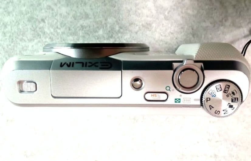 【美品・難あり】CASIO EX-ZR850 コンパクトデジタルカメラ