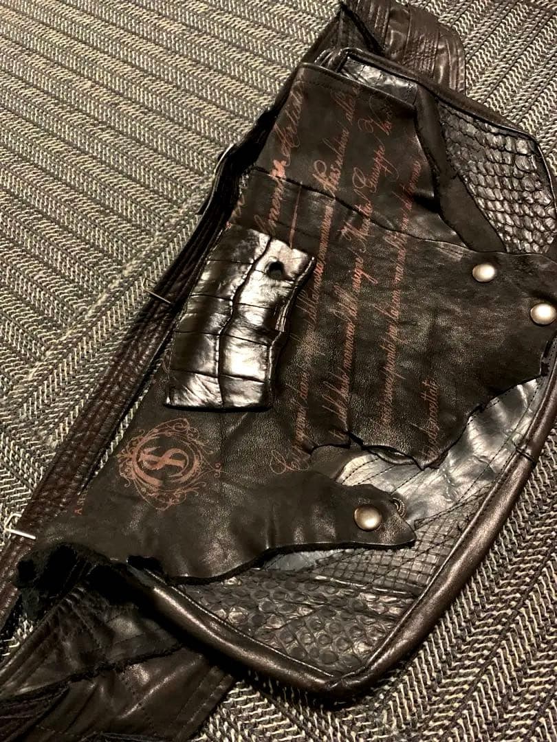 all leather shoulder × body 2way bag