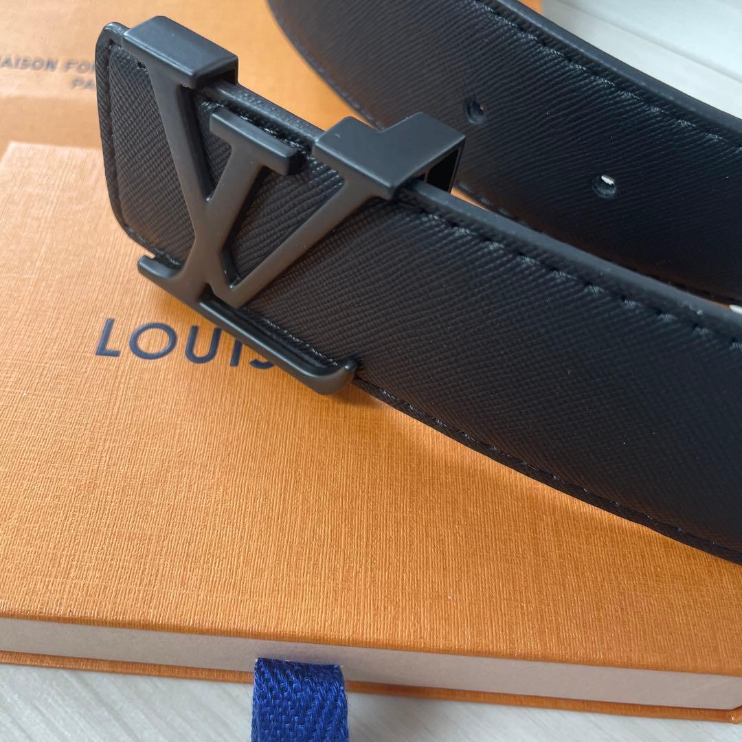 ベルト　ブラックバックル