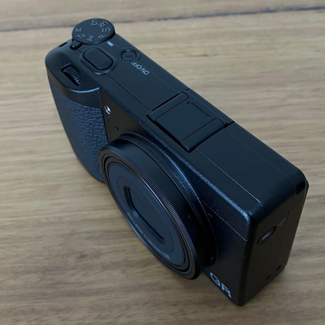 ショット数100以下！RICOH GRIIIx