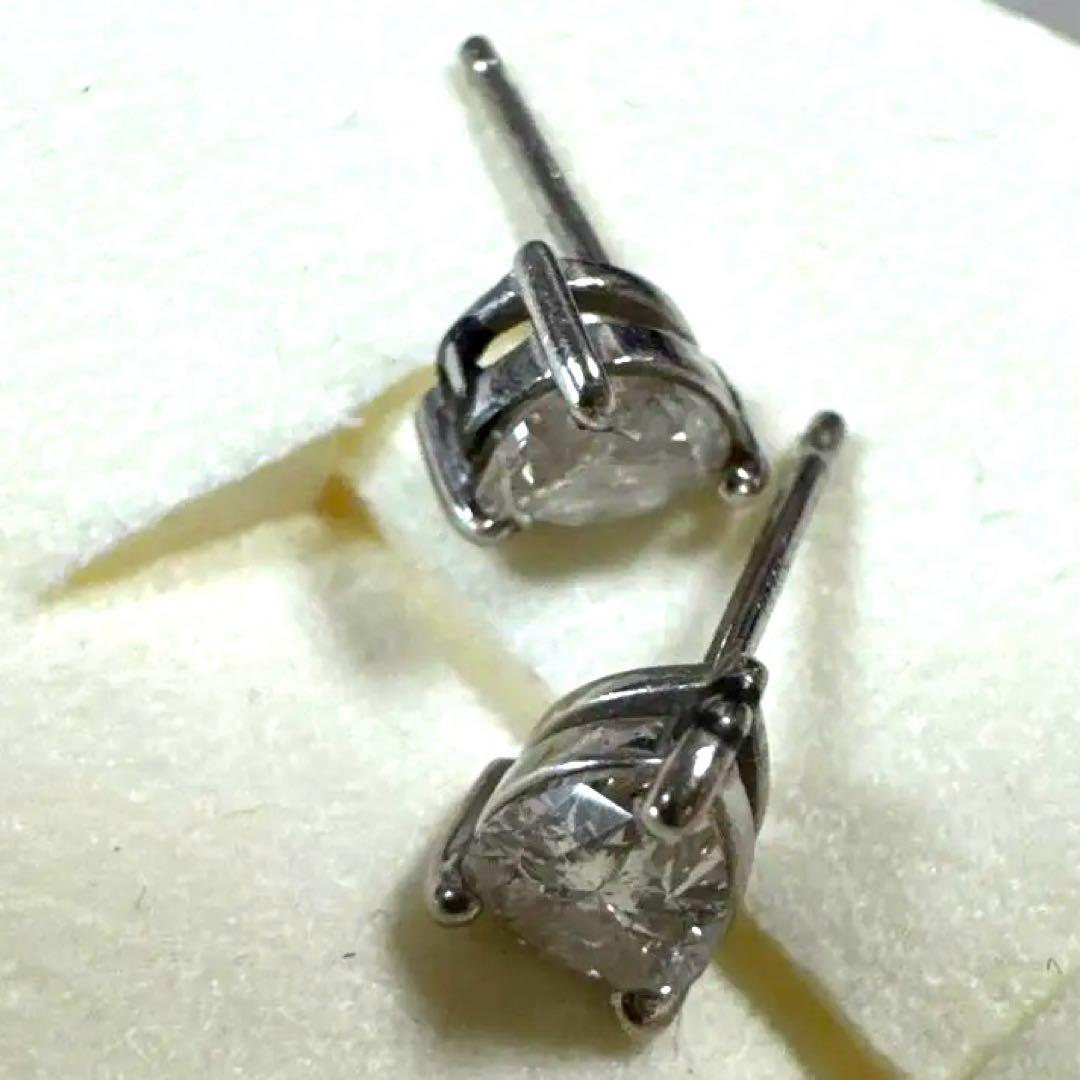 ダイヤモンド　ペアシェイプピアス　プラチナ900 鑑定書付き