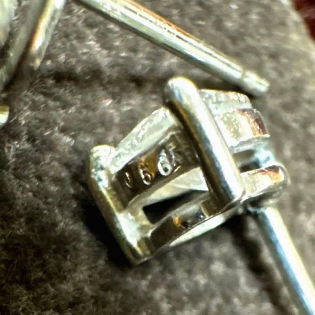 ダイヤモンド　ペアシェイプピアス　プラチナ900 鑑定書付き