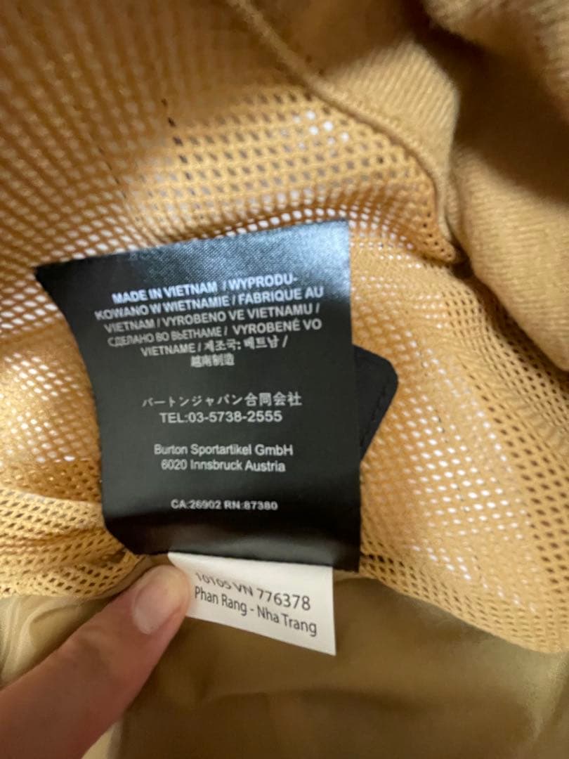 バートン　迷彩カーゴパンツ　Ｍサイズ　未使用