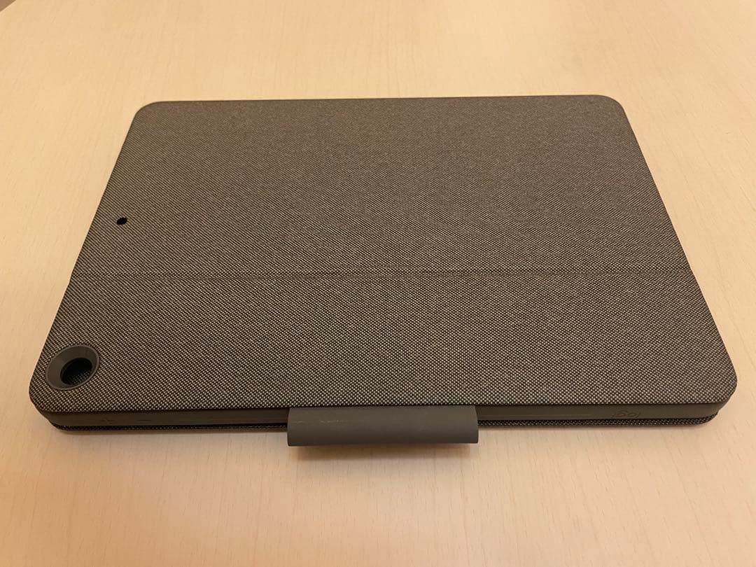 Logicool Combo Touch iPad 第7~9世代用