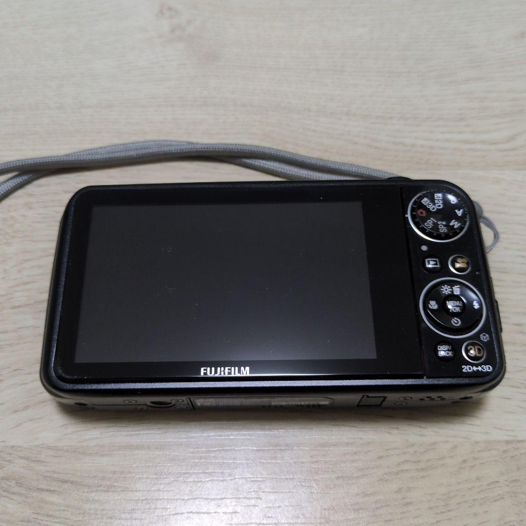 富士フイルム デジタルカメラ（FinePix REAL 3D W3）