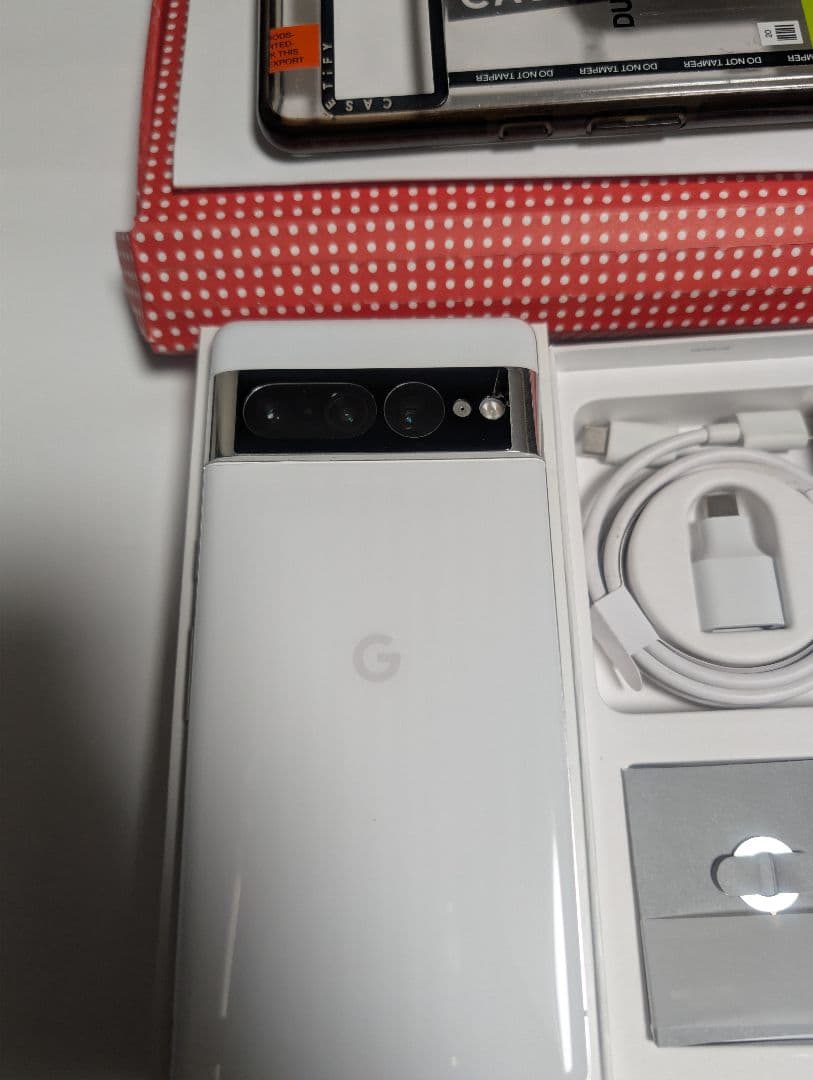 Google Pixel 7 Pro ホワイト 本体　美品　SIMフリー