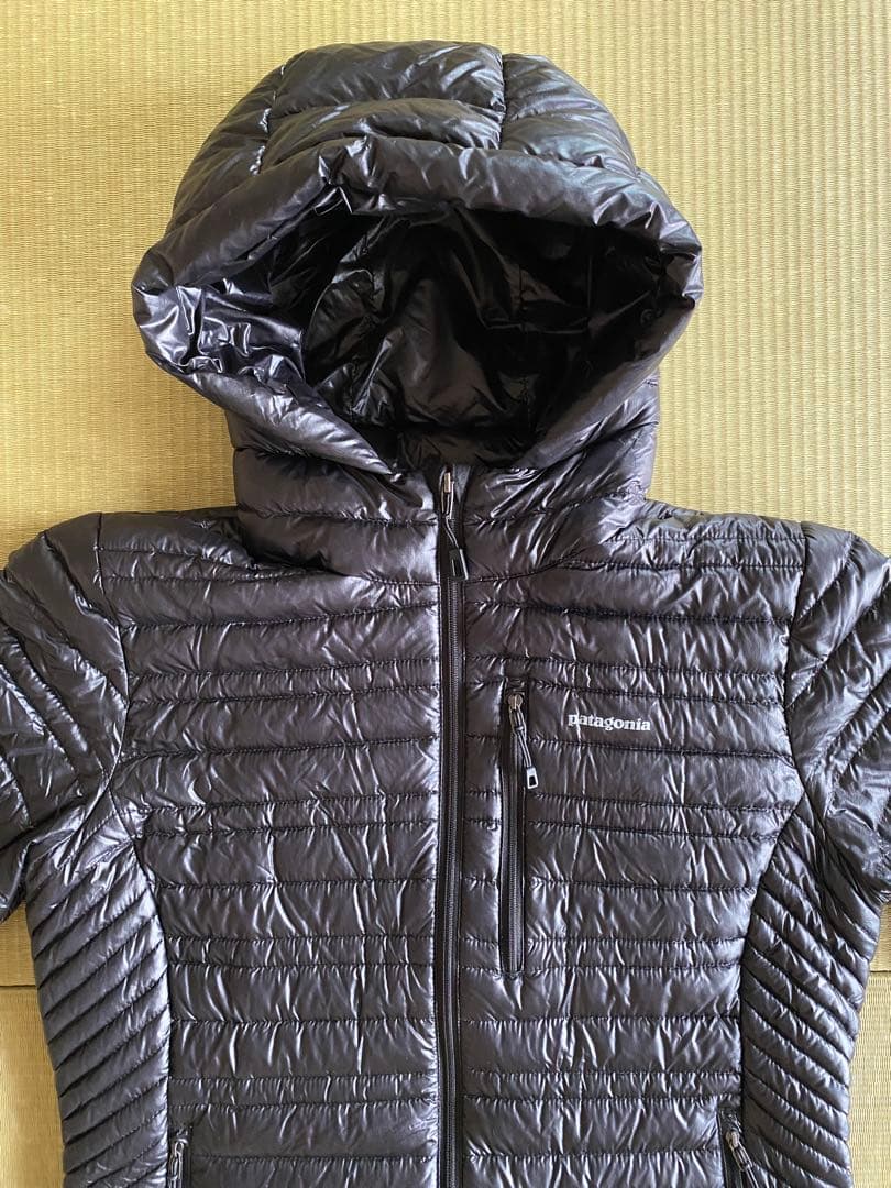patagonia パタゴニア　ウィメンズ・ウルトラライト・ダウン・フーディ　S