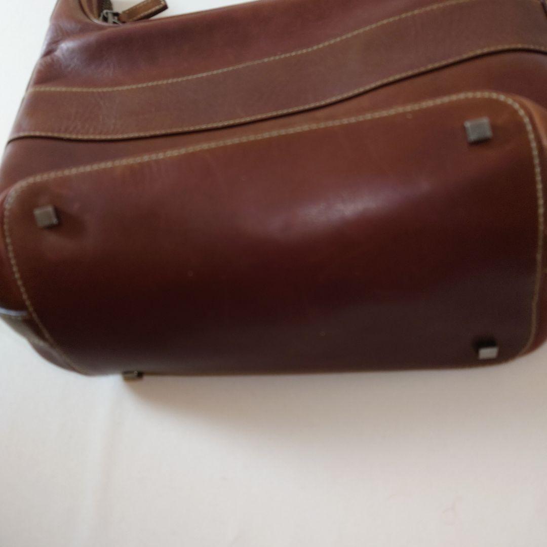 GUCCI ブラウンレザーショルダーバッグ