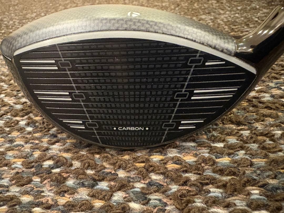 Qi35 10.5° ドライバー　テーラーメイド ヘッドのみ　ヘッドカバー付