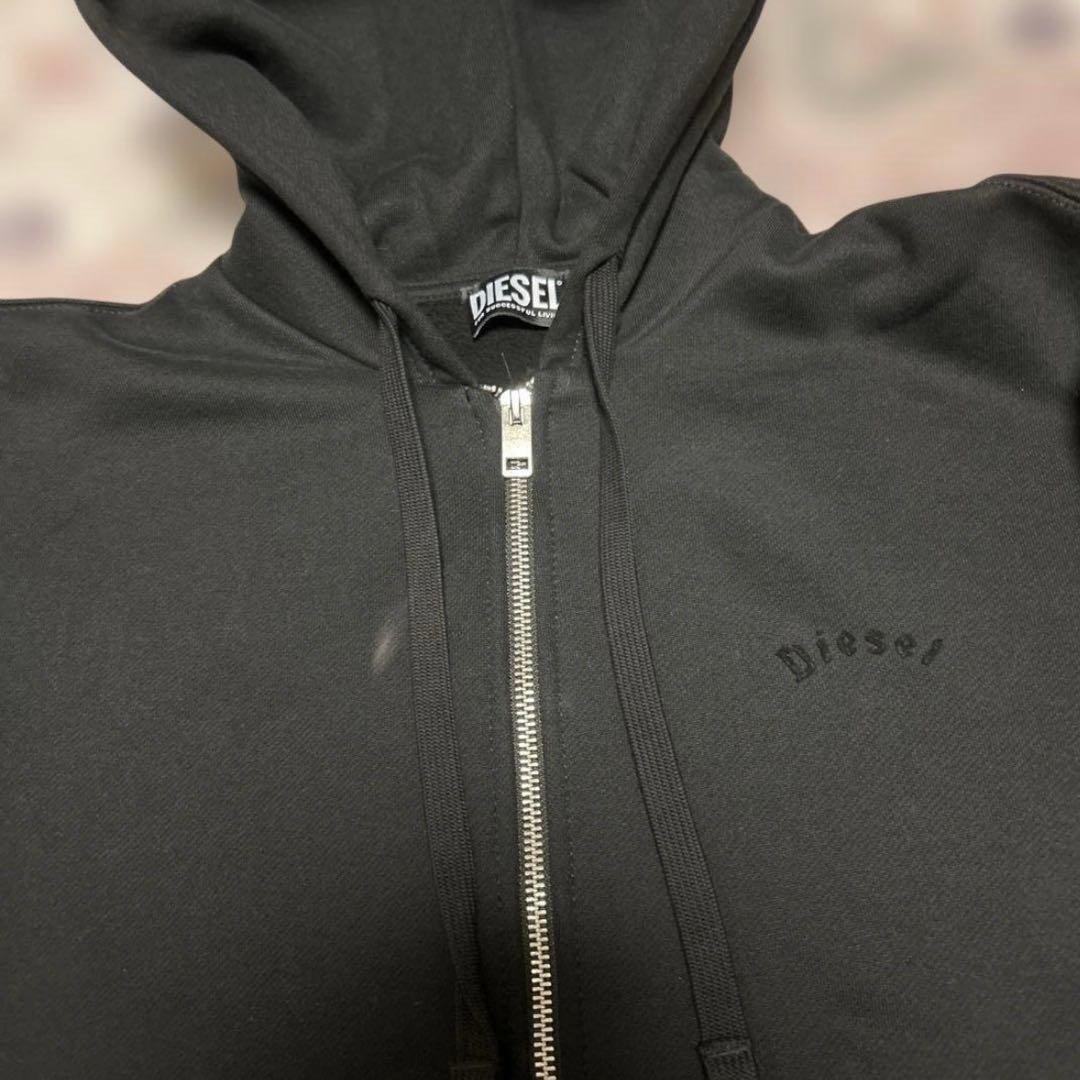 Diesel ブラック 短丈ジップアップパーカー