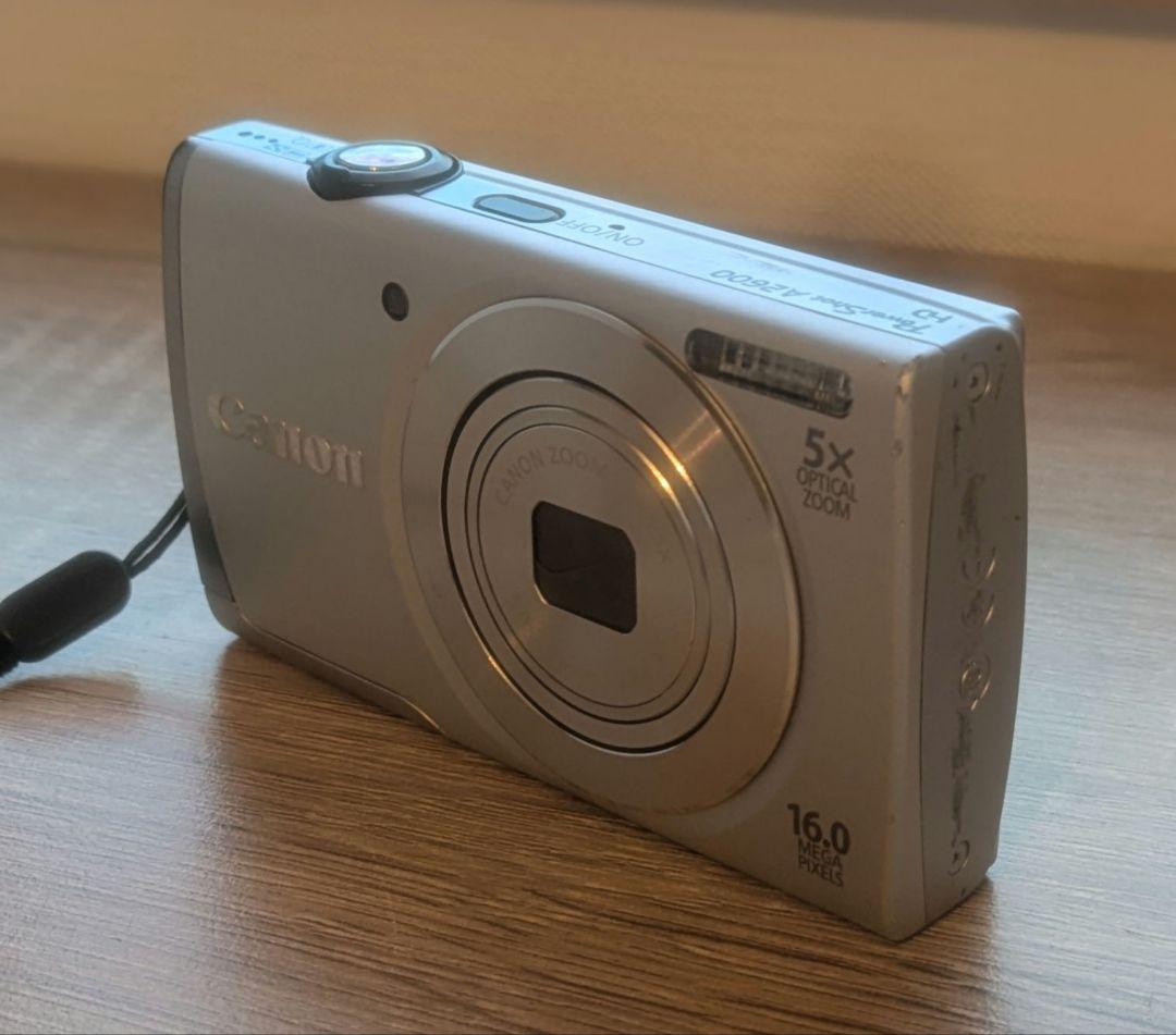 ♥限定お値下げ♥Canon PowerShot A2600 シルバー　光学5倍
