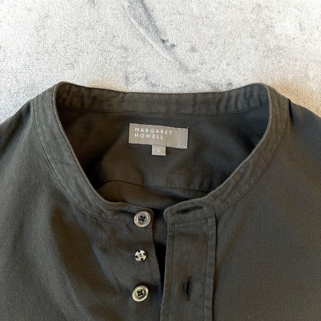 マーガレットハウエル メンズ L 起毛感 コットン バンドカラーシャツ カーキ