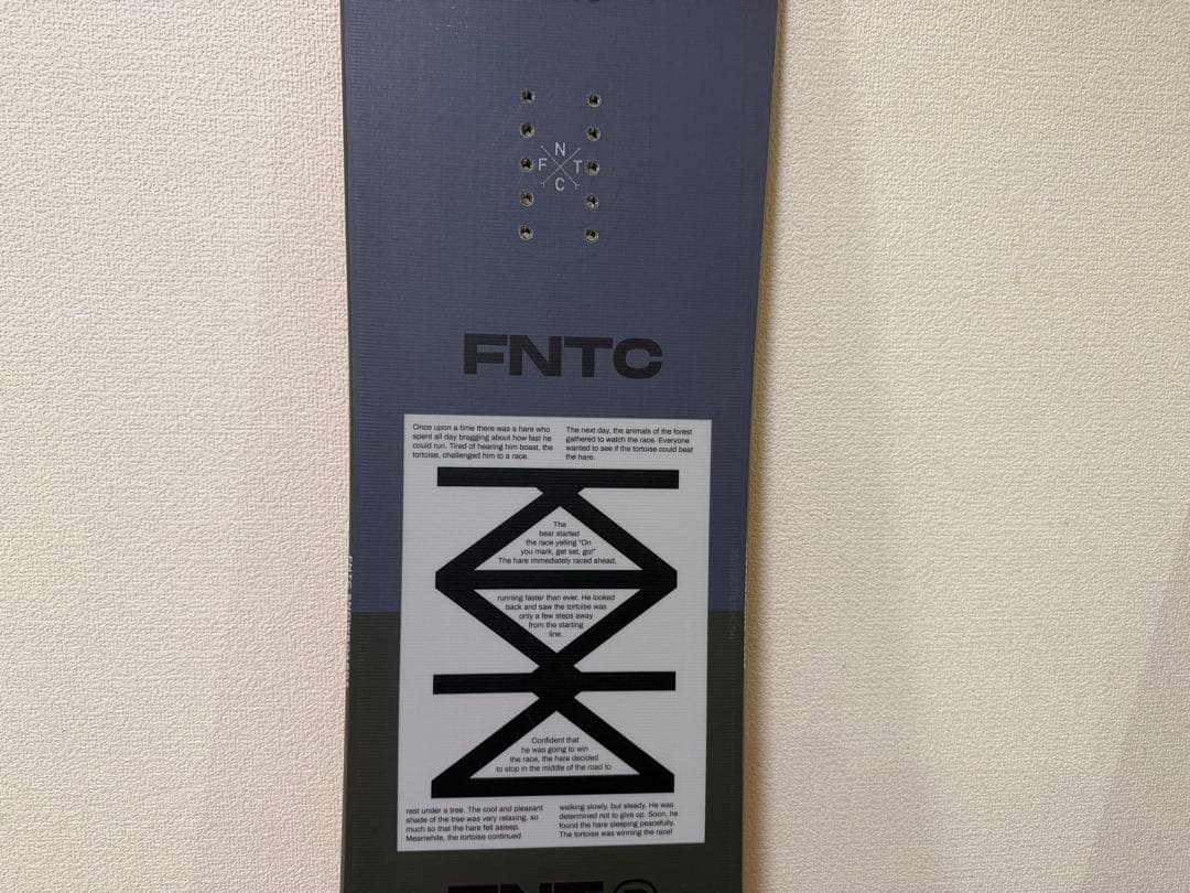 k FNTC TNT-R 153cm 22-23モデル スノーボード板