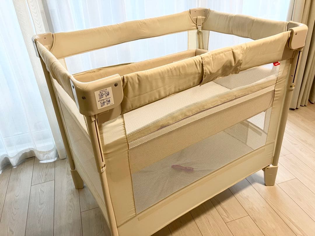 Apricaココネルエアー/ミルクホワイト