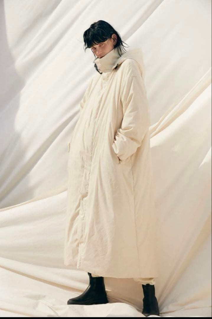 N.O.R.C パディングロングコート3 エクリュ