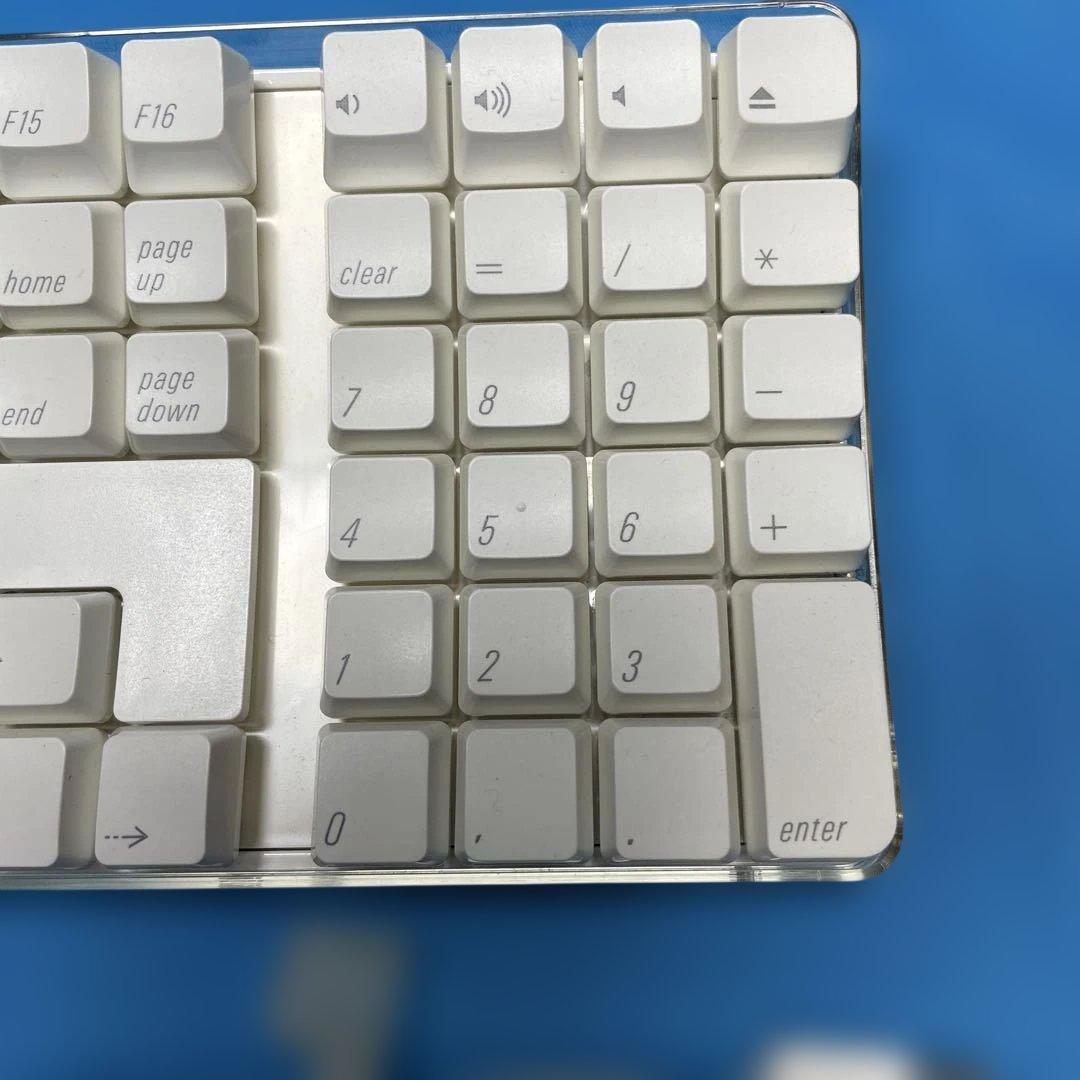 Appleアップル純正 キーボード M9034J/A 箱あり