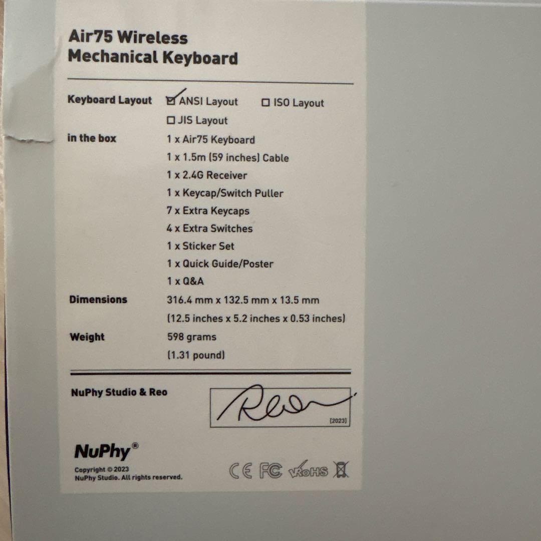 NuPhy Air75 ブラック キーボード 本体　キーボードケース付き