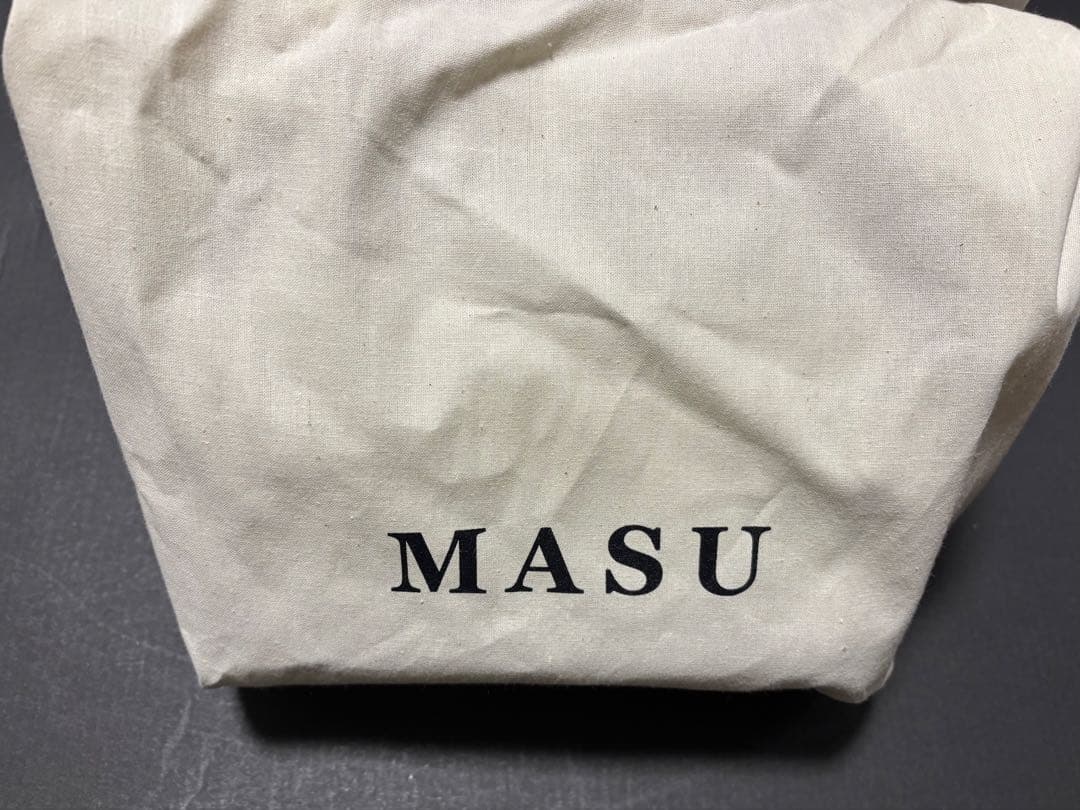 MASU(エムエーエスユー) ケーキバック　シルバー