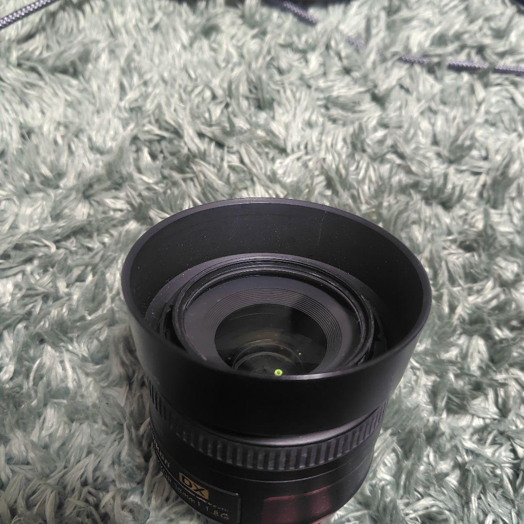 Nikon D7500 デジタル一眼レフカメラ 本体　単焦点レンズ付き　本付き