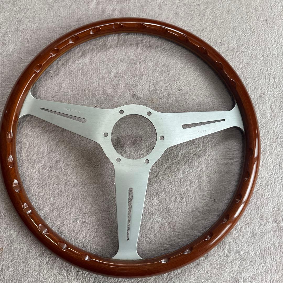 ナルディ　 ステアリングホイール