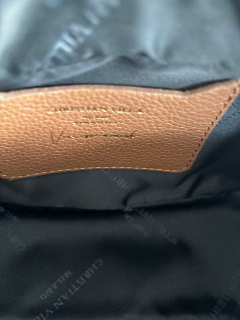 CHRISTIAN VILLA /クリスチャン ヴィラ】スクエアボストン