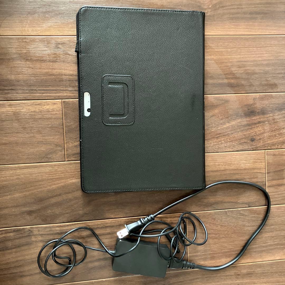 Surface Pro 5　128GB 純正充電器、タブレットケース付き