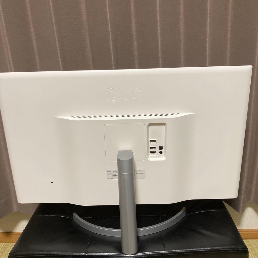 LG 32(31.5)インチ　モニター