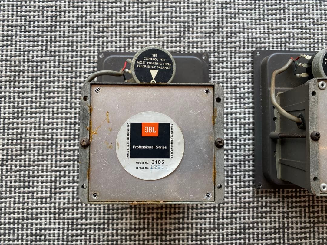 JBL 3105 ディバイディング　ネットワーク