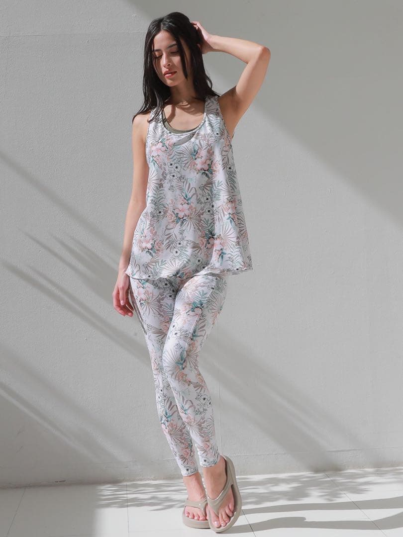 新品　ALBOVE アルヴォーブ　レイヤードタンクブラトップス　ヨガ　水着