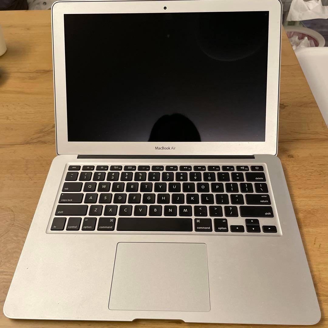 Apple MacBook Air 13インチ 2013年購入