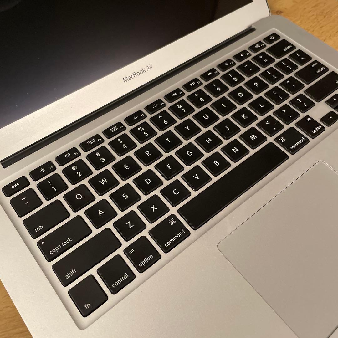 Apple MacBook Air 13インチ 2013年購入