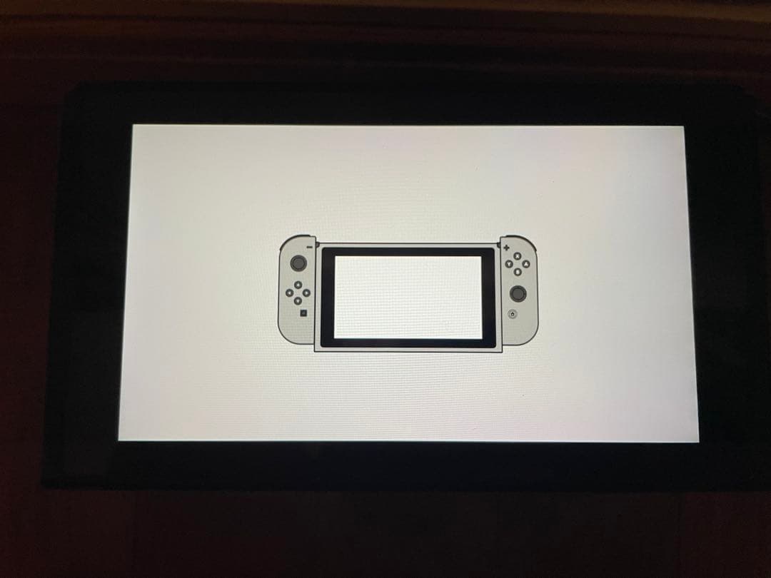 ニンテンドーSwitch 本体、充電器のみ　箱入り