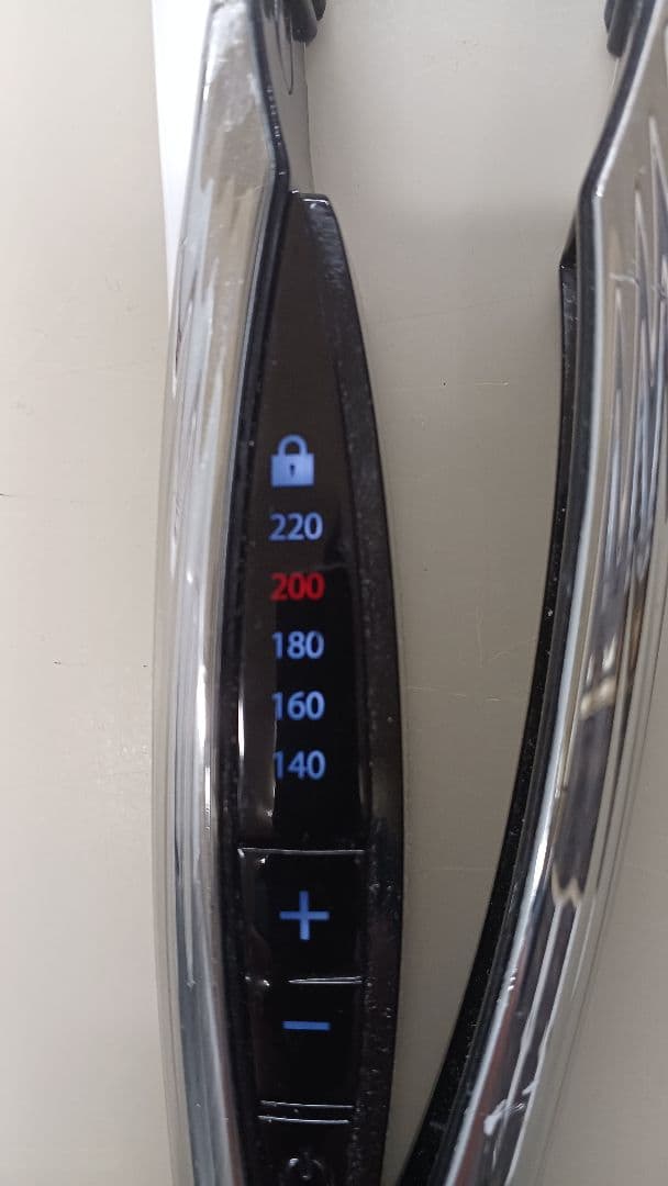 リファストレートアイロン