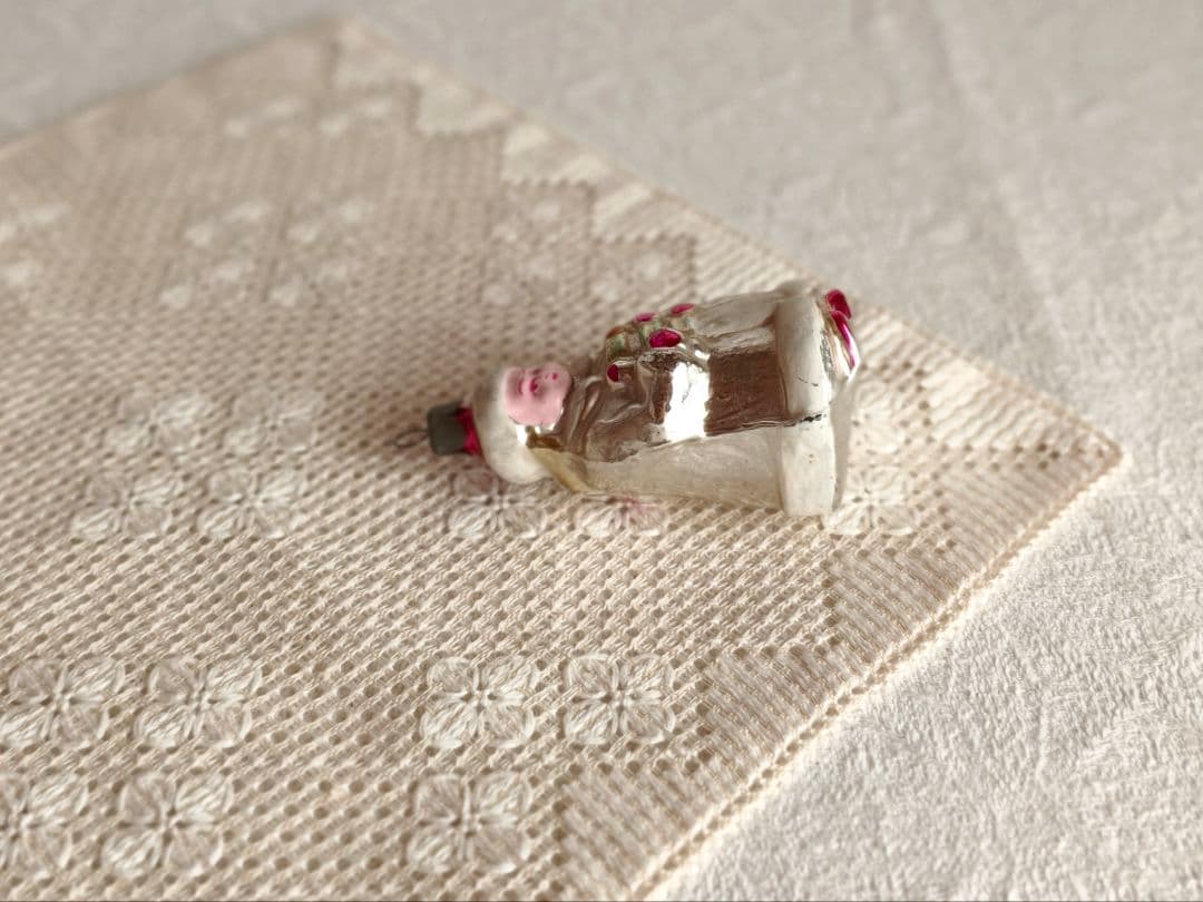 【マリン♡さま】girl ornament ୨୧ .·*°あったかコートの女の子