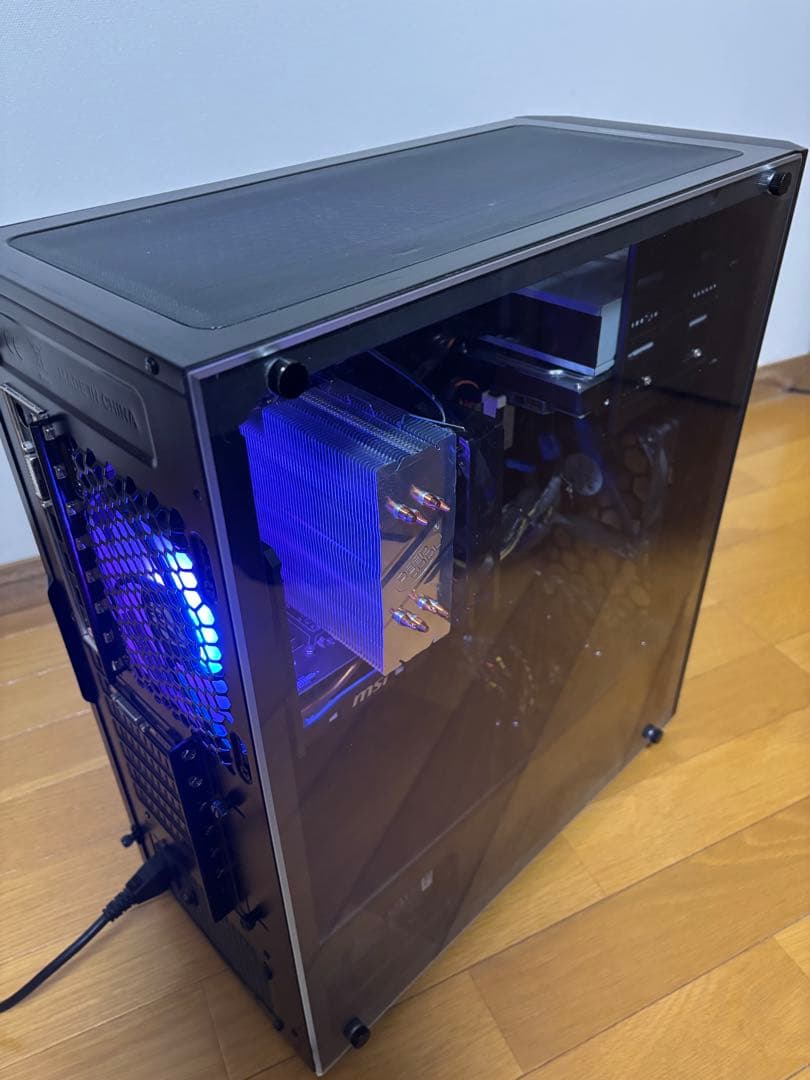 最終大幅値下げ！ほどよく光る！自作ゲーミングPC！i7 SSD BD搭載で快適！