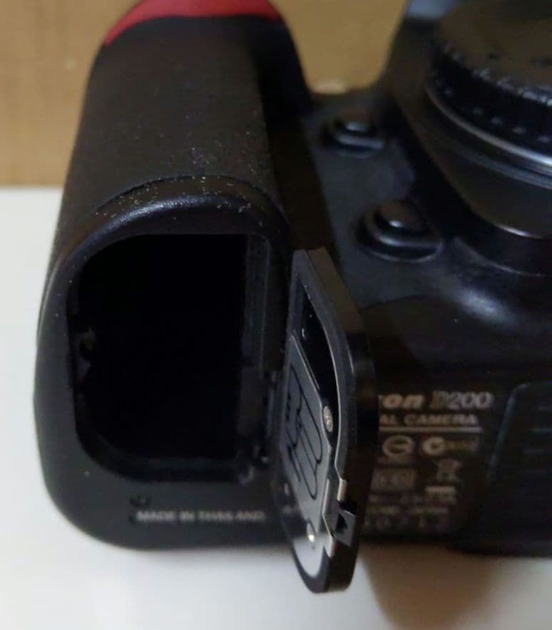 m*n様 Nikon 一眼レフカメラ D200