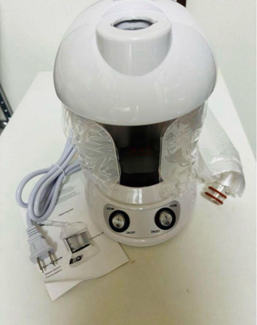 新入荷 2️⃣新品未使用 フェイススチーマー 最新デザイン