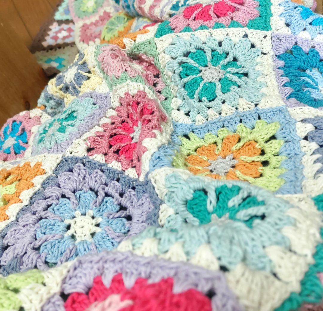 モチーフ編み　 ベットカバー　マルチカバー　1点のみ❣