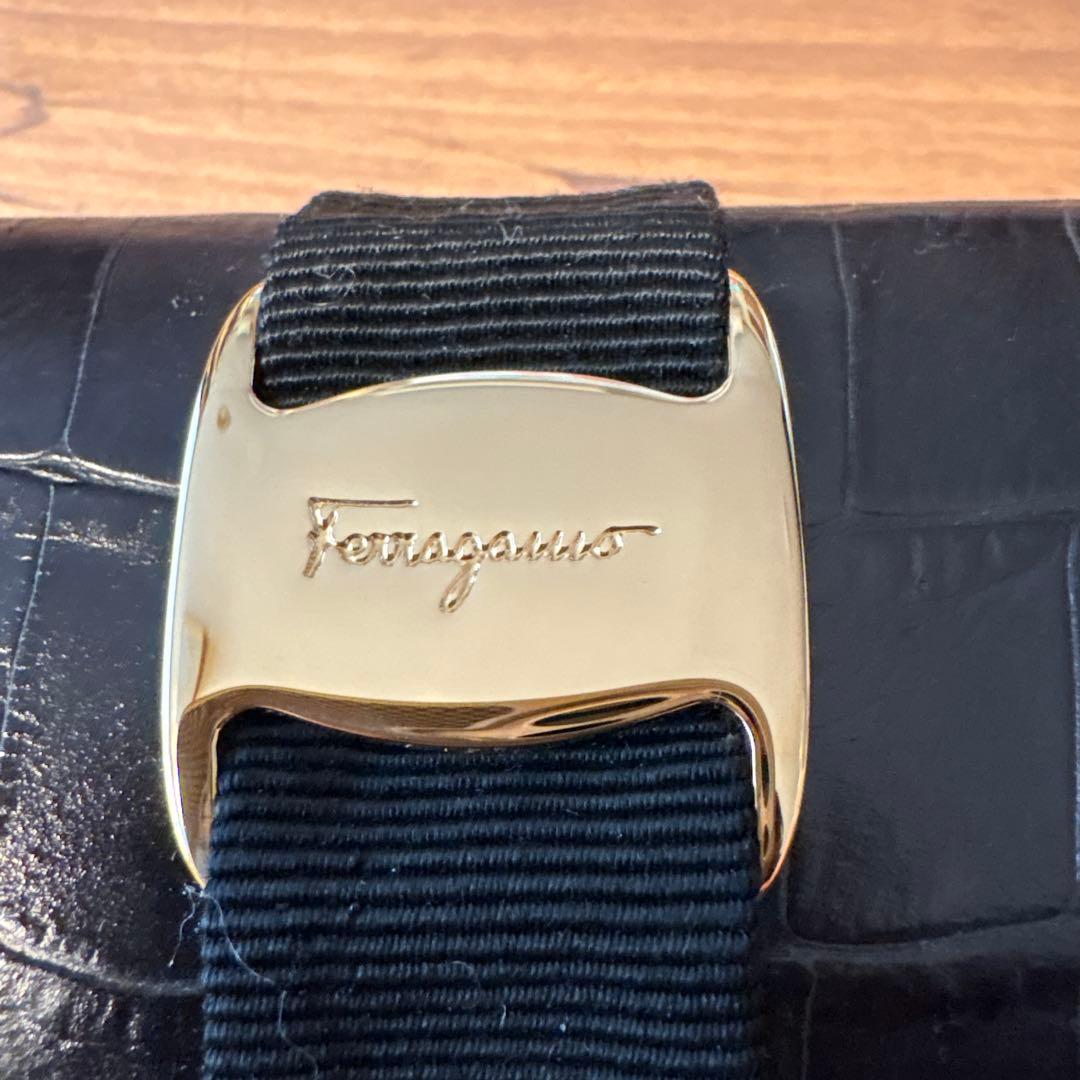 【未使用】Salvatore Ferragamo レザーキーケース　ブラック