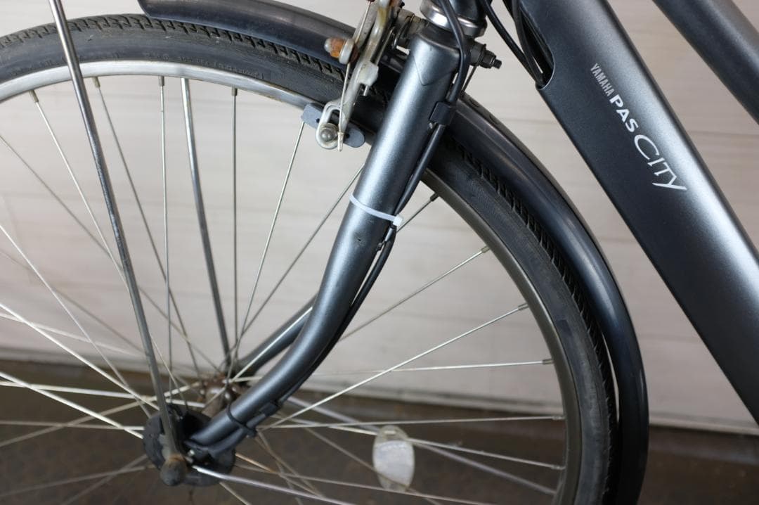 こ*ん様 ヤマハPAS　CITY　27インチ　3段　8.1Ah（4点灯）充電器あ